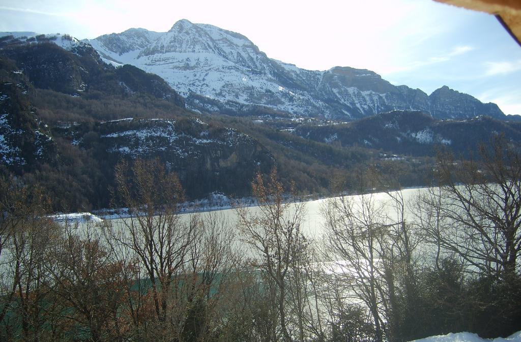 Aparthotel Bubal El Pueyo de Jaca Exteriör bild
