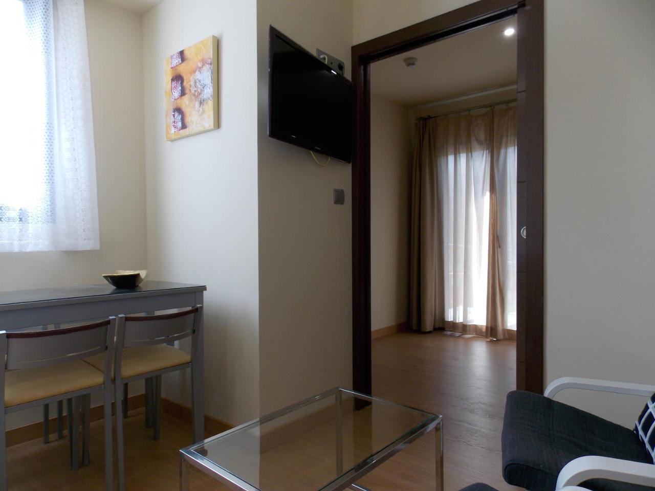 Aparthotel Bubal El Pueyo de Jaca Exteriör bild